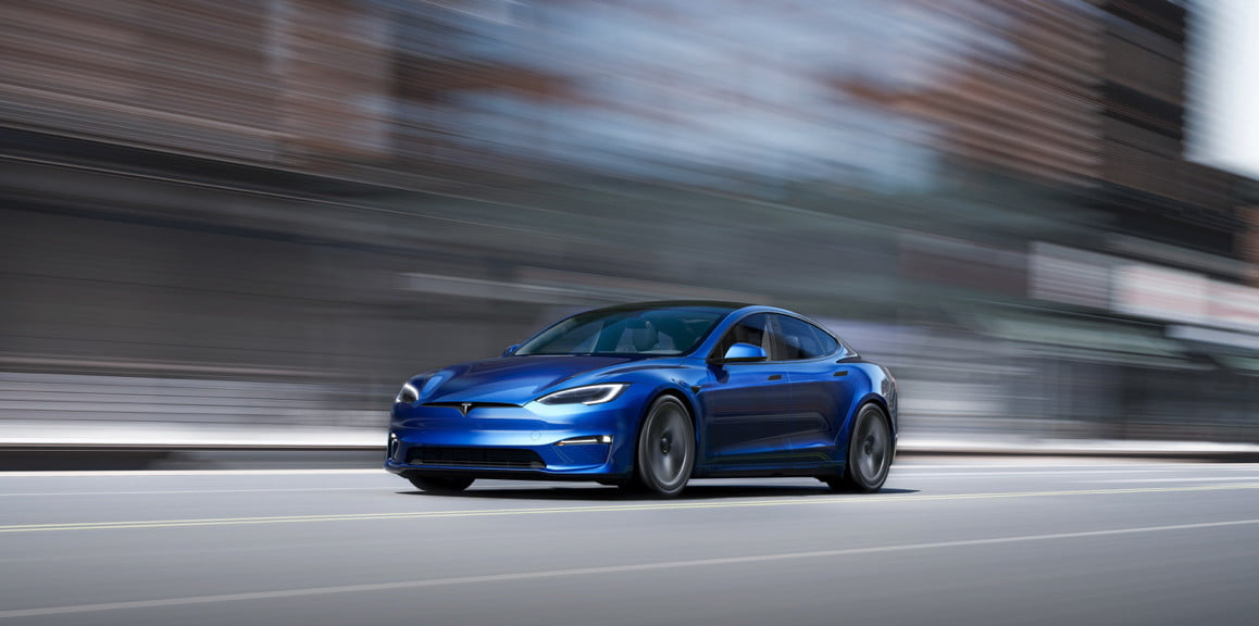 Crédits d'émissions Tesla, applications pour smartphone EV, l'autonomie est roi: Today's Car News