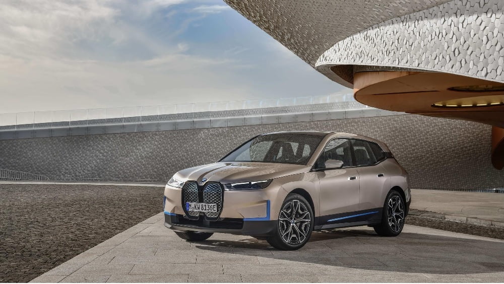 BMW iX